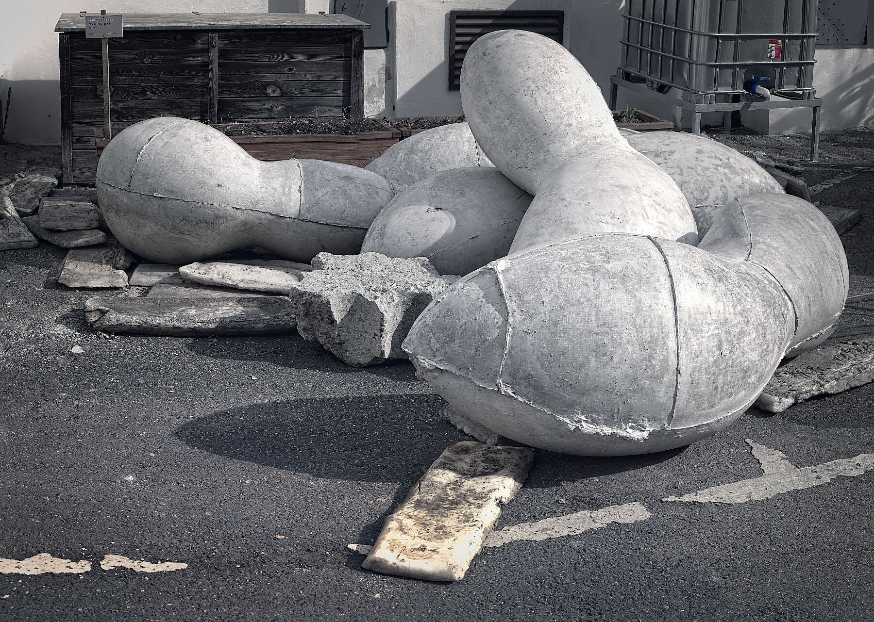 David Turecek - Bez Nazvu - 2020 - Beton - Prague - C-type Fudji Matt