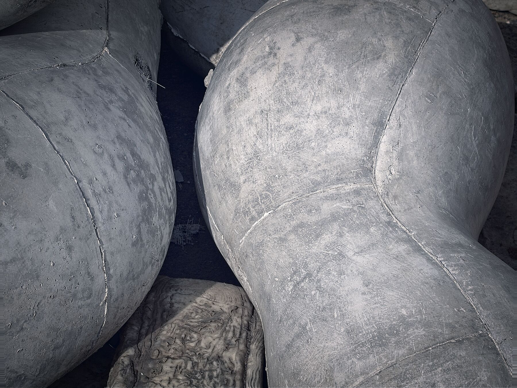 David Turecek - Bez Nazvu - 2020 - Beton - Prague - f4 - C-type Fudji Matt