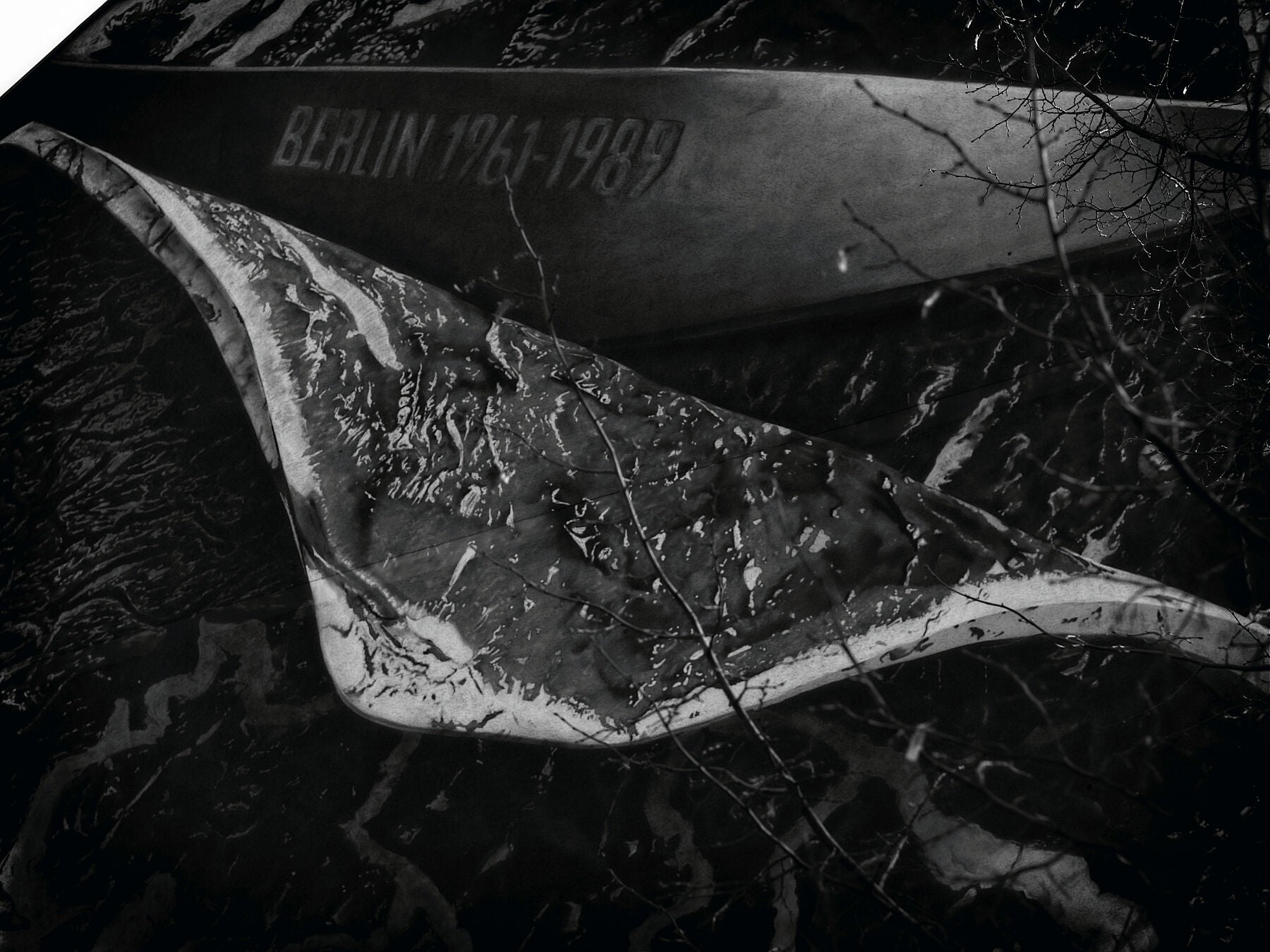 Berlin 1961-1989 Mural by Marcus Haas (2016) - black and white - 2 unique prints - C-type Fudji Matt