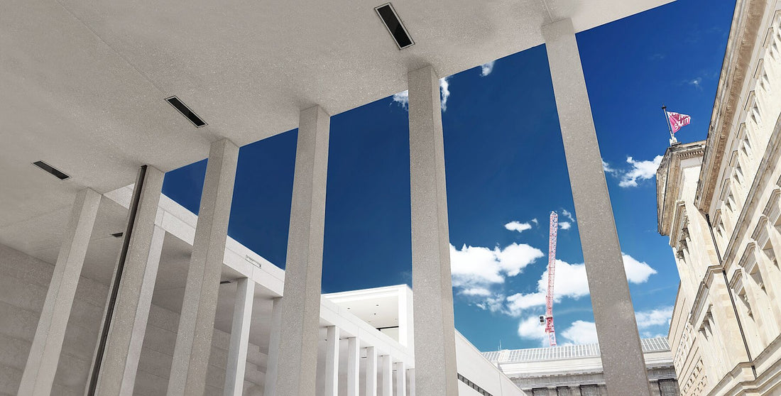 James Simon Gallery Berlin Insel – Säulenhof (Neuer Hof) – Farbe L Gloss – Limitierte Auflage 1-3 – David Chipperfield Architects 2019 – C-type Fudji Gloss