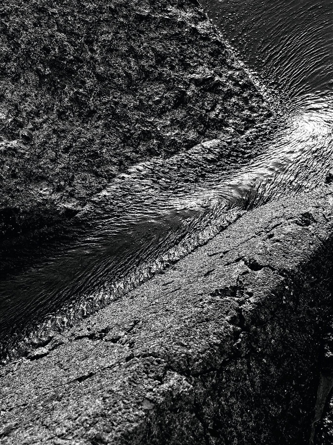 P8270537v3JPG – Schwarz und Weiß dunkler – Fudji Flex 300