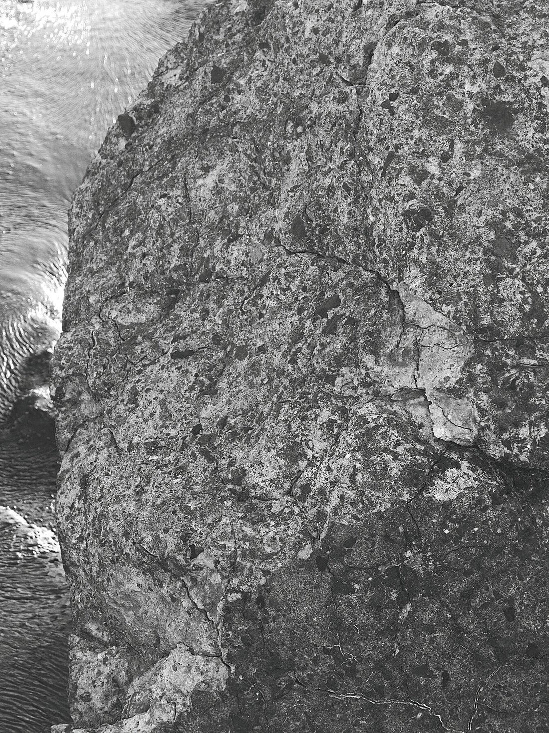 P8270570v1JPG Schwarz-Weiß-Feuerzeug C-Type Kodak Metallic 300