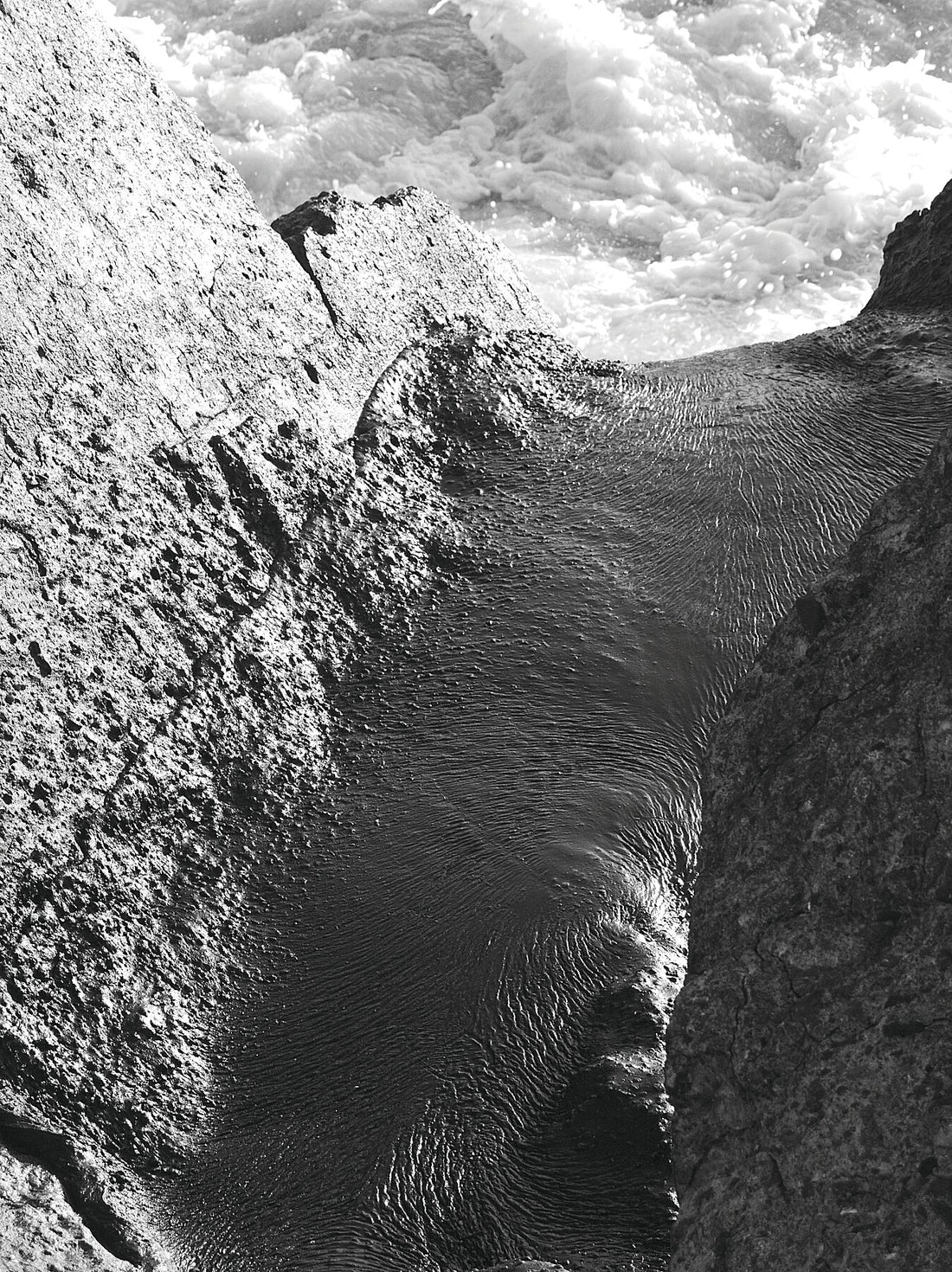 P8270556v1JPG – Schwarz-weißes Feuerzeug – Fudji Flex 300